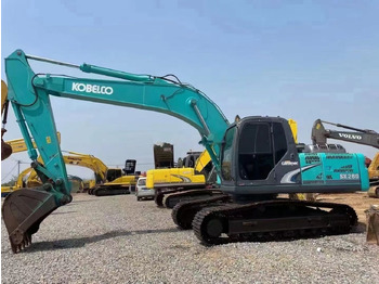 Kāpurķēžu ekskavators KOBELCO