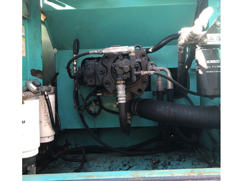 Kāpurķēžu ekskavators KOBELCO