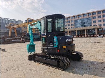 Kāpurķēžu ekskavators KOBELCO