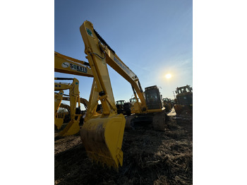 Kāpurķēžu ekskavators KOMATSU PC210