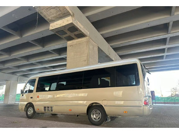 Piepilsētas autobuss TOYOTA