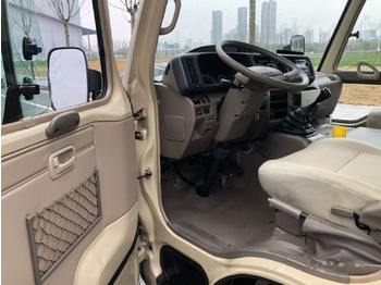 Pilsētas autobuss Toyota Coaster: foto 2