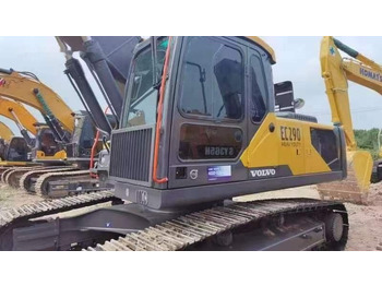 Kāpurķēžu ekskavators Volvo EC290: foto 2