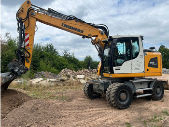 Liebherr A 918 Compact Likufix SW 48 līzingu Liebherr A 918 Compact Likufix SW 48: foto 1