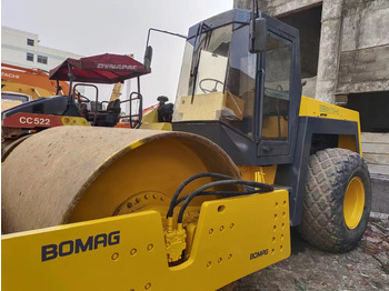 Vibrorullis BOMAG