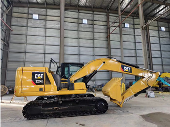 Kāpurķēžu ekskavators CATERPILLAR 320GC