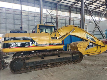 Kāpurķēžu ekskavators CATERPILLAR 320BL