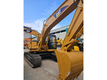 Kāpurķēžu ekskavators CATERPILLAR 320BL: foto 4