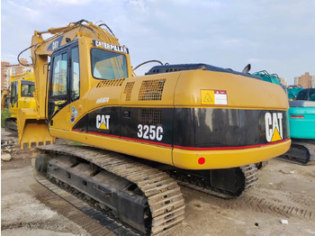 Kāpurķēžu ekskavators CATERPILLAR 325C