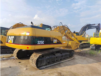 Kāpurķēžu ekskavators CATERPILLAR 325C