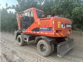 Riteņu ekskavators DOOSAN DH150W-7