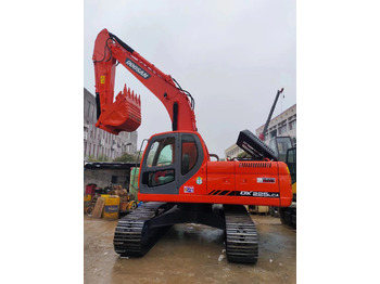 Kāpurķēžu ekskavators DOOSAN DX225LCA
