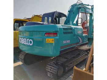 Kāpurķēžu ekskavators KOBELCO