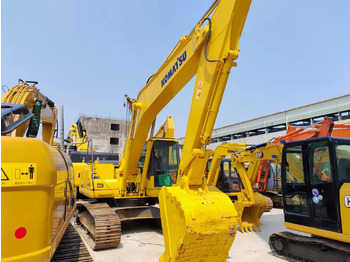 Kāpurķēžu ekskavators KOMATSU PC200-7