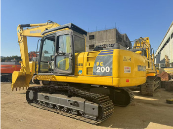 Kāpurķēžu ekskavators KOMATSU PC200-8