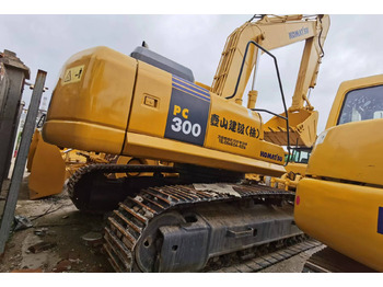 Kāpurķēžu ekskavators KOMATSU PC300-7