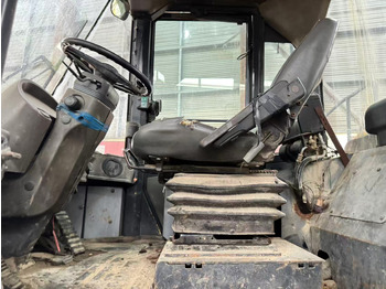 Riteņu iekrāvējs KOMATSU WA380Z-6: foto 3