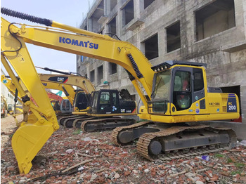 Kāpurķēžu ekskavators KOMATSU pc200-8 pc200 Japan made: foto 2