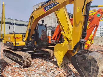 Kāpurķēžu ekskavators SANY