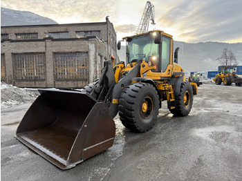 Riteņu iekrāvējs VOLVO L70G
