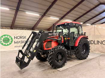 Traktors ZETOR