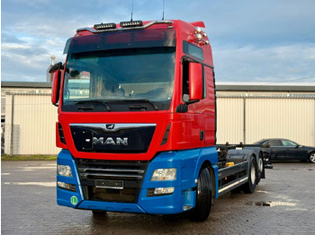 Konteineru vedējs/ Kravas automašīna ar noņemamā virsbūve MAN TGX 26.470 XXL 6x2  BDF+Retarter +Standklima: foto 2