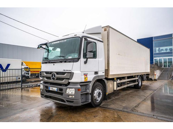 Kravas automašīna ar slēgto virsbūvi MERCEDES-BENZ Actros 1832