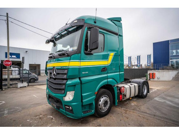 Vilcējs MERCEDES-BENZ Actros 1845