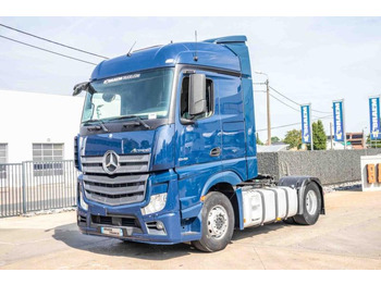 Vilcējs MERCEDES-BENZ Actros 1848
