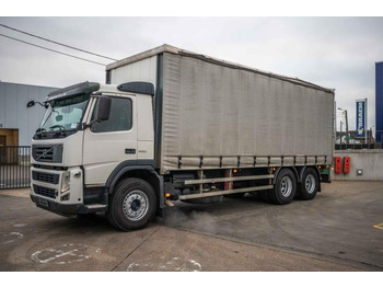 Kravas automašīna ar tentu VOLVO FM 330