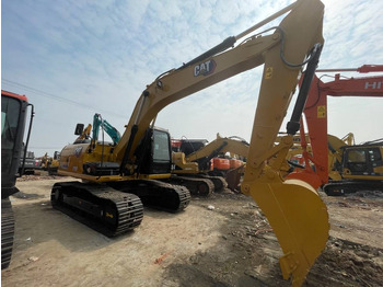 Kāpurķēžu ekskavators CATERPILLAR 315