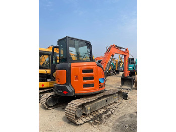 Mini-ekskavators HITACHI ZX55