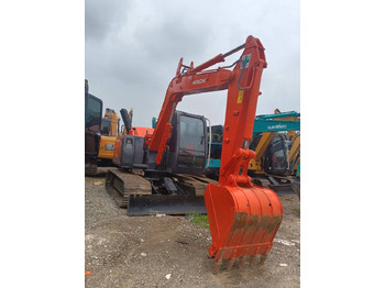 Kāpurķēžu ekskavators HITACHI ZX70