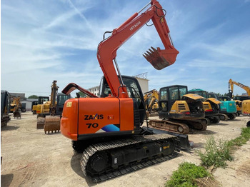 Mini-ekskavators HITACHI ZX70