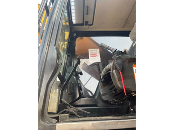 Kāpurķēžu ekskavators Sany SY 550 H: foto 4