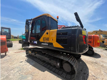Kāpurķēžu ekskavators VOLVO EC140