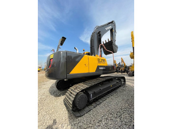Kāpurķēžu ekskavators VOLVO EC290