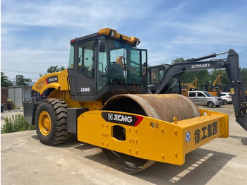 Vibrorullis XCMG XS223J