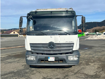 Bortu kravas automašīna/ Platforma, Kravas auto ar manipulatoru Mercedes truck ATEGO, 1527, Crane HMF 1120 - K5: foto 2