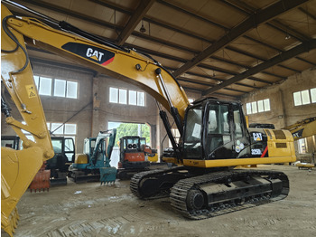 Kāpurķēžu ekskavators CATERPILLAR 325D