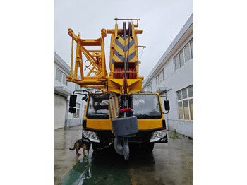 Autoceltnis XCMG QY100K