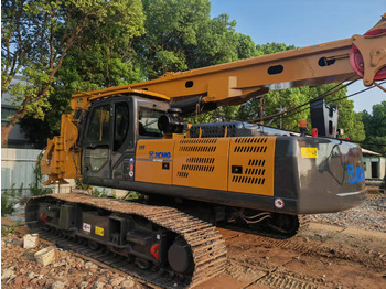 Urbšanas mašīna XCMG XR160E