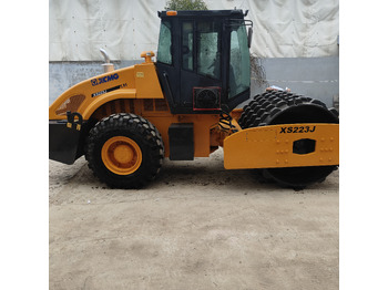 XCMG XS223J road roller līzingu XCMG XS223J road roller: foto 1