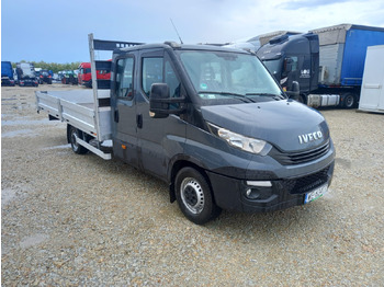 Kravas-pasažieru furgons IVECO Daily