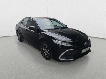 Sedans TOYOTA