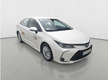 Sedans TOYOTA