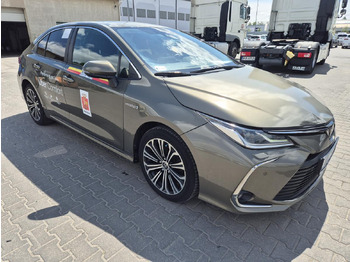 Sedans TOYOTA