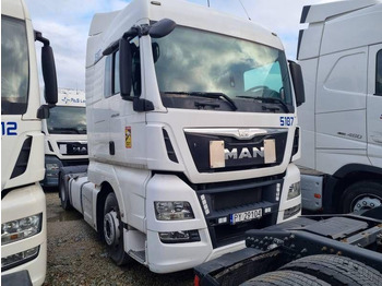 Vilcējs MAN TGX