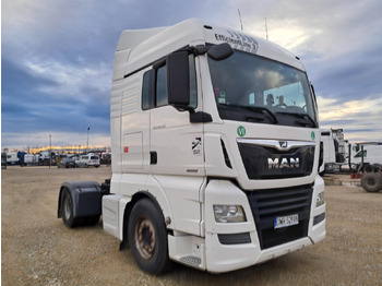 Vilcējs MAN TGX