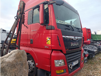 Vilcējs MAN TGX